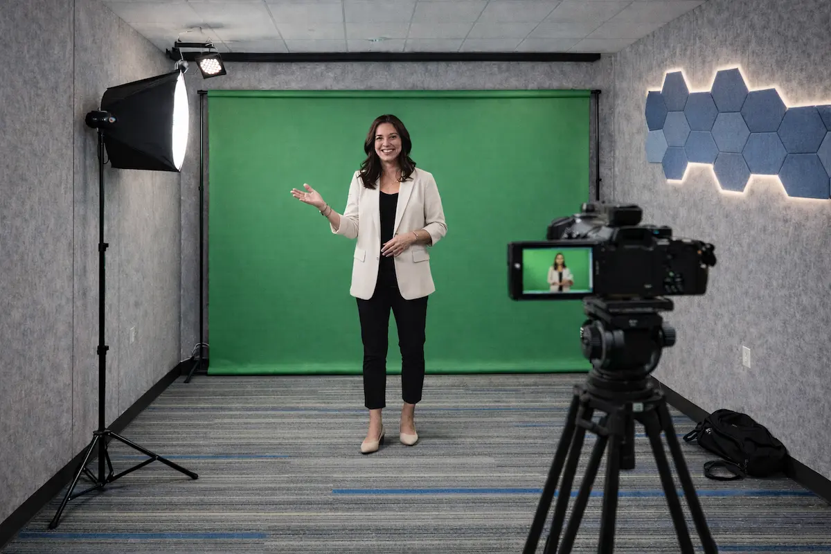Content Creation Studio - greenscreen